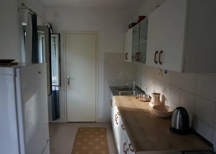 Stiniva Apartamento *